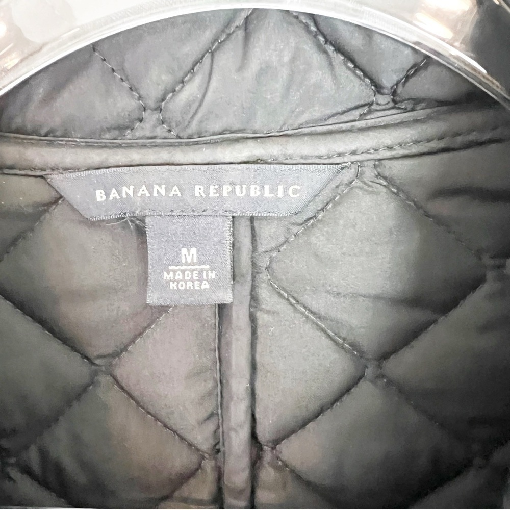 BANANA REPUBLIC BLACK BUTTON FRONT QUILTED JACKET WOMENS SZ MEDIUM - Picture 2 of 4